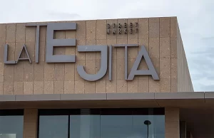Centro Comercial La Tejita